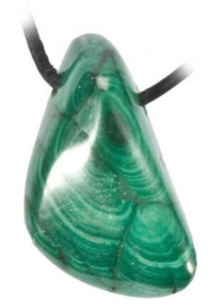 Un pendentif malachite tambour de pierre percé