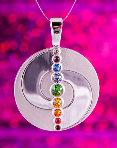 Chakra Balance Anhänger mit Swarovski Elements